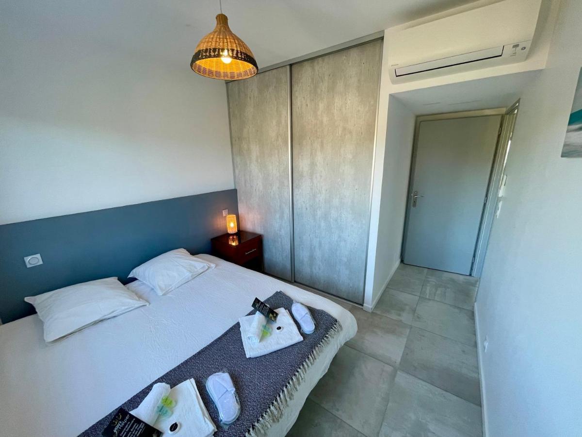 Appartement Luxe Le Levant Hyeres Exterior photo