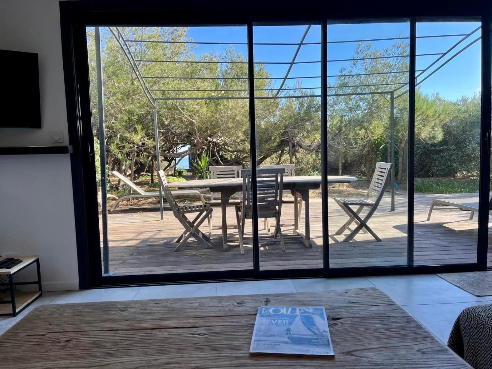 Appartement Luxe Le Levant Hyeres Exterior photo