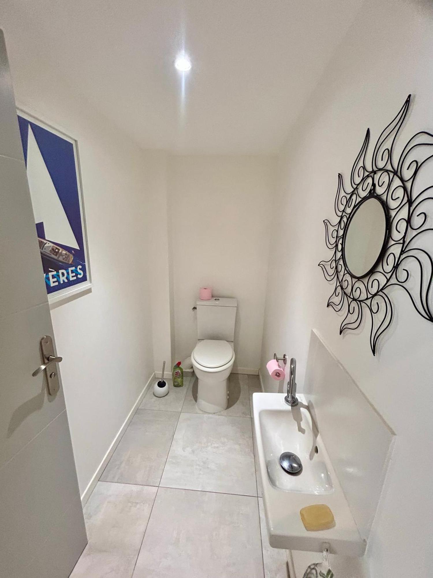 Appartement Luxe Le Levant Hyeres Exterior photo